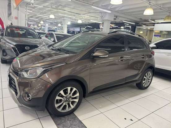HYUNDAI-HB20X-1.6 16V STYLE FLEX 4P AUTOMÁTICO HYUNDAI-HB20X-2017