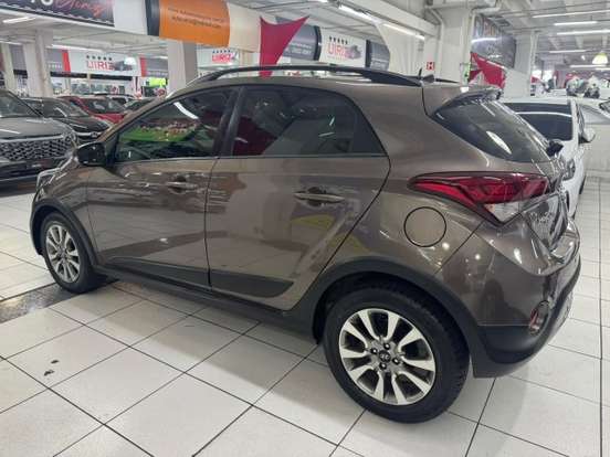 HYUNDAI-HB20X-1.6 16V STYLE FLEX 4P AUTOMÁTICO HYUNDAI-HB20X-2017