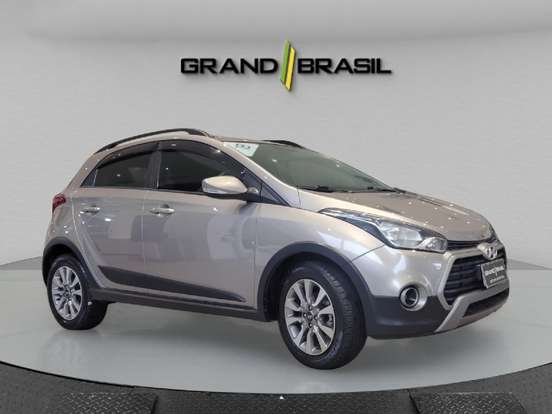 HYUNDAI-HB20X-2017