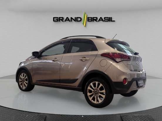 HYUNDAI-HB20X-2017