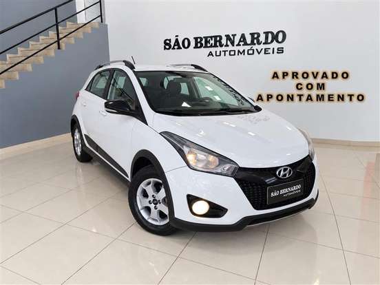 HYUNDAI-HB20X-2015