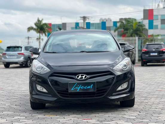 HYUNDAI-I30-1.8 MPI 16V GASOLINA 4P AUTOMATICO HYUNDAI-I30-2013