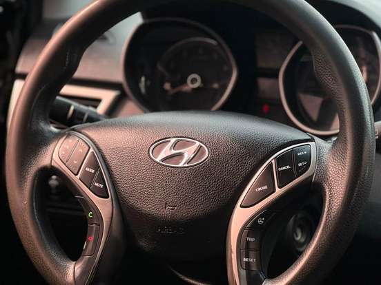HYUNDAI-I30-1.8 MPI 16V GASOLINA 4P AUTOMATICO HYUNDAI-I30-2013