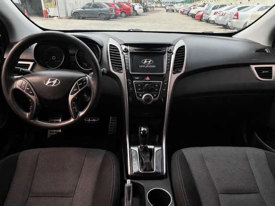 HYUNDAI-I30-1.8 MPI 16V GASOLINA 4P AUTOMATICO HYUNDAI-I30-2013