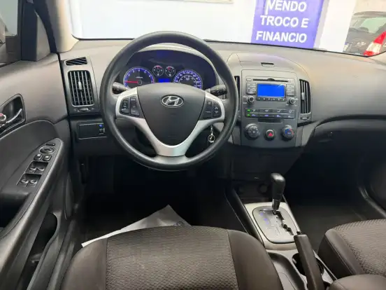 HYUNDAI-I30-2.0 MPFI GLS 16V GASOLINA 4P AUTOMÁTICO HYUNDAI-I30-2009