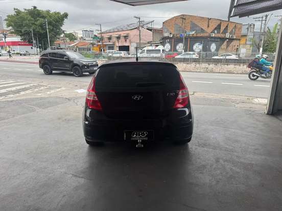 HYUNDAI-I30-2010
