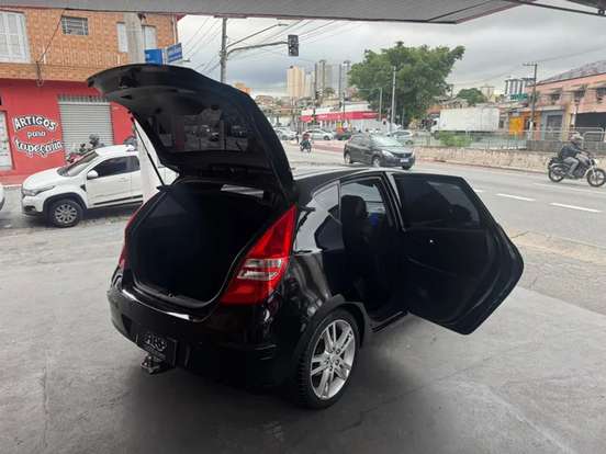 HYUNDAI-I30-2010