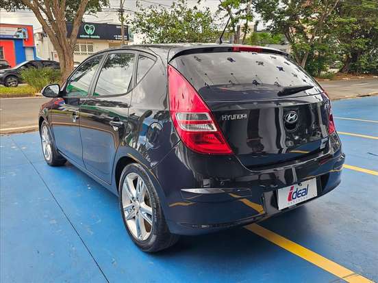 HYUNDAI-I30-2.0 MPFI GLS 16V GASOLINA 4P MANUAL HYUNDAI-I30-2009