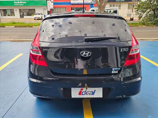 HYUNDAI-I30-2009