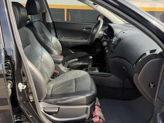 HYUNDAI-I30-2.0 MPI 16V GASOLINA 4P MANUAL HYUNDAI-I30-2011