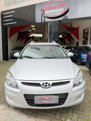 HYUNDAI-I30 CW-2.0 MPFI GLS 16V GASOLINA 4P AUTOMÁTICO HYUNDAI-I30 CW-2011