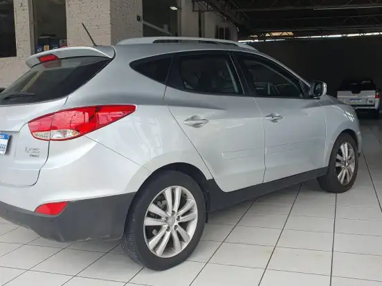 HYUNDAI-IX35-2.0 16V FLEX 4P AUTOMÁTICO HYUNDAI-IX35-2015