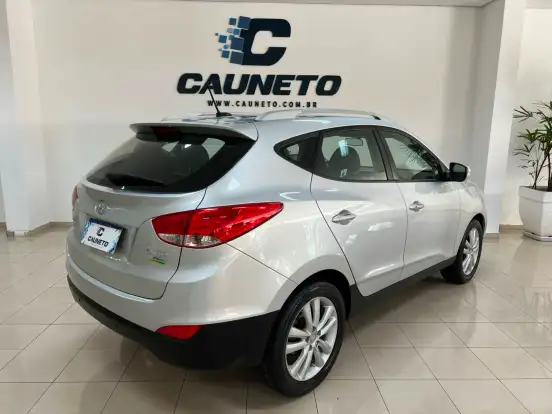 HYUNDAI-IX35-2.0 MPFI GLS 16V FLEX 4P AUTOMÁTICO HYUNDAI-IX35-2015