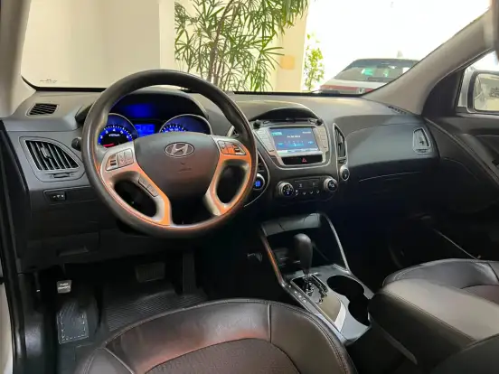 HYUNDAI-IX35-2015