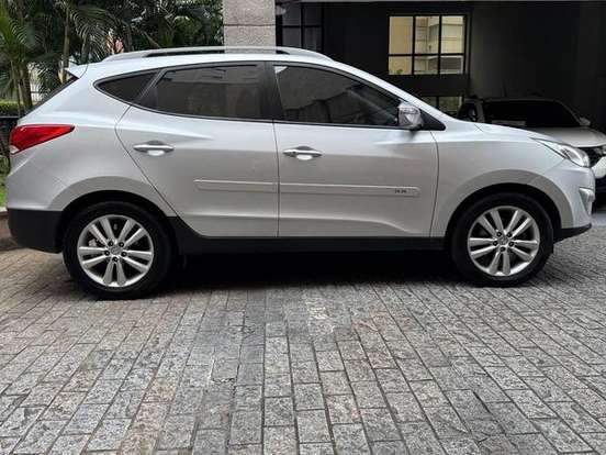 HYUNDAI-IX35-2.0 MPI 4X2 16V FLEX 4P AUTOMÁTICO HYUNDAI-IX35-2013
