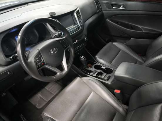 HYUNDAI-TUCSON-2021