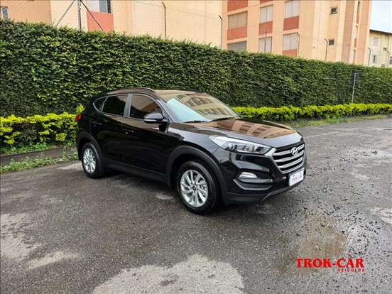 HYUNDAI-TUCSON-2021