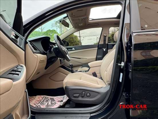HYUNDAI-TUCSON-2021