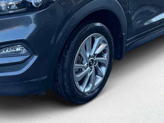 HYUNDAI-TUCSON-2021