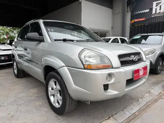 HYUNDAI-TUCSON-2.0 GL 2WD 16V GASOLINA 4P MANUAL HYUNDAI-TUCSON-2010