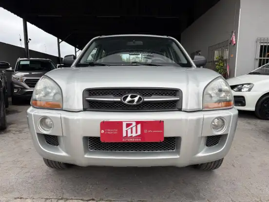 HYUNDAI-TUCSON-2010