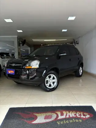 HYUNDAI TUCSON 2.0 MPFI GLS BASE 16V 143CV 2WD FLEX 4P AUTOMÁTICO