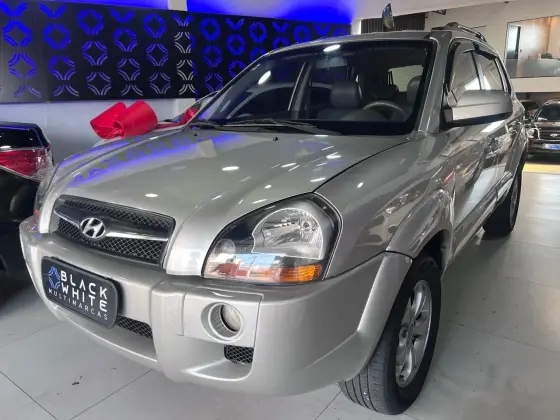 HYUNDAI TUCSON 2.7 MPFI GLS 24V 175CV 4WD GASOLINA 4P AUTOMÁTICO