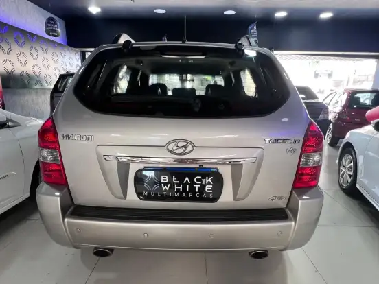HYUNDAI-TUCSON-2008
