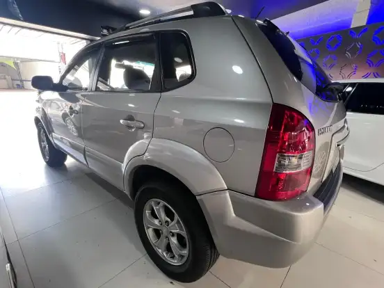 HYUNDAI-TUCSON-2.7 MPFI GLS 24V 175CV 4WD GASOLINA 4P AUTOMÁTICO HYUNDAI-TUCSON-2008