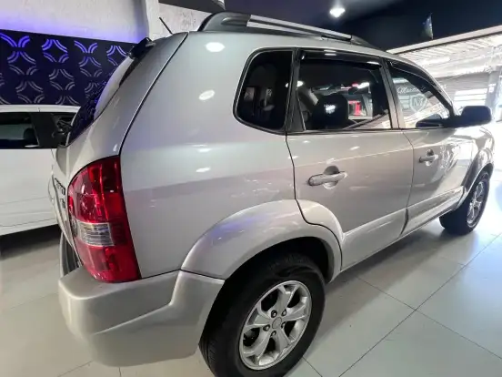 HYUNDAI-TUCSON-2.7 MPFI GLS 24V 175CV 4WD GASOLINA 4P AUTOMÁTICO HYUNDAI-TUCSON-2008