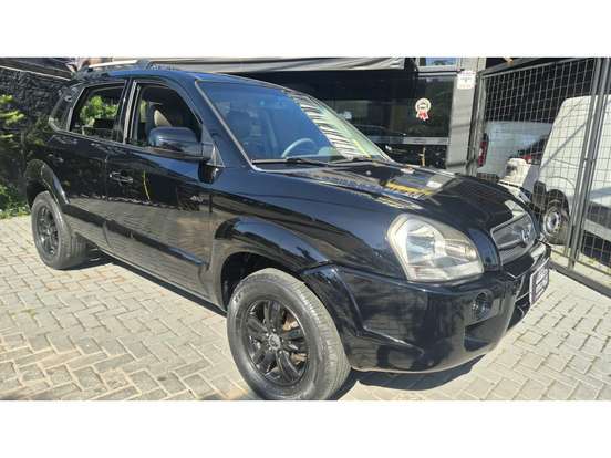 HYUNDAI-TUCSON-2.0 MPFI GL 16V 142CV 2WD GASOLINA 4P AUTOMÁTICO HYUNDAI-TUCSON-2008