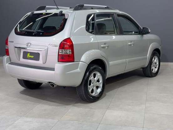 HYUNDAI-TUCSON-2.0 MPFI GLS 16V 143CV 2WD FLEX 4P AUTOMÁTICO HYUNDAI-TUCSON-2011