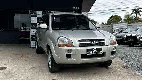 HYUNDAI-TUCSON-2.0 MPFI GLS 16V 143CV 2WD GASOLINA 4P AUTOMÁTICO HYUNDAI-TUCSON-2012