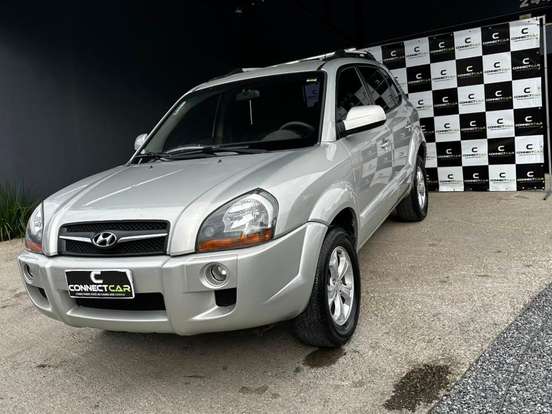 HYUNDAI-TUCSON-2.0 MPFI GLS 16V 143CV 2WD GASOLINA 4P AUTOMÁTICO HYUNDAI-TUCSON-2012