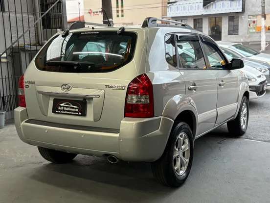 HYUNDAI-TUCSON-2.0 MPFI GLS 16V 143CV 2WD GASOLINA 4P AUTOMÁTICO HYUNDAI-TUCSON-2013