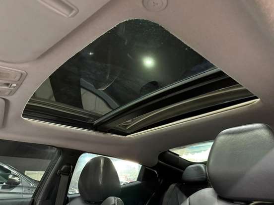 HYUNDAI-VELOSTER-2011
