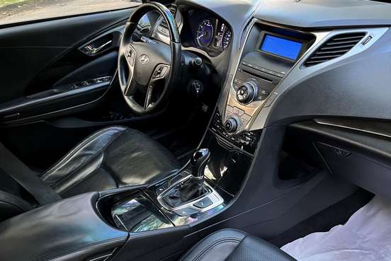 HYUNDAI-AZERA-2012