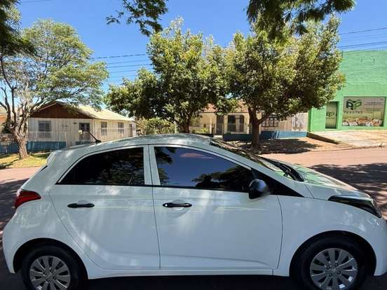 HYUNDAI-HB20-1.0 COMFORT 12V FLEX 4P MANUAL HYUNDAI-HB20-2017