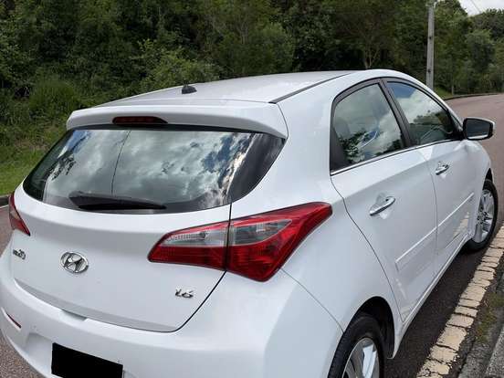 HYUNDAI-HB20-1.6 PREMIUM 16V FLEX 4P AUTOMÁTICO HYUNDAI-HB20-2015