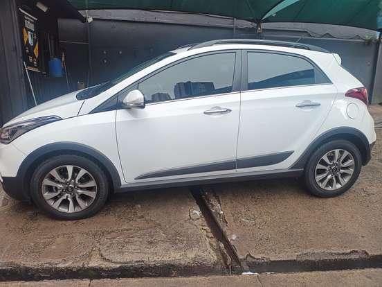 HYUNDAI-HB20-1.6 PREMIUM 16V FLEX 4P AUTOMÁTICO HYUNDAI-HB20-2018