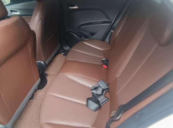 HYUNDAI-HB20-1.6 PREMIUM 16V FLEX 4P AUTOMÁTICO HYUNDAI-HB20-2018