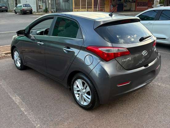 HYUNDAI-HB20-1.6 PREMIUM 16V FLEX 4P MANUAL HYUNDAI-HB20-2014