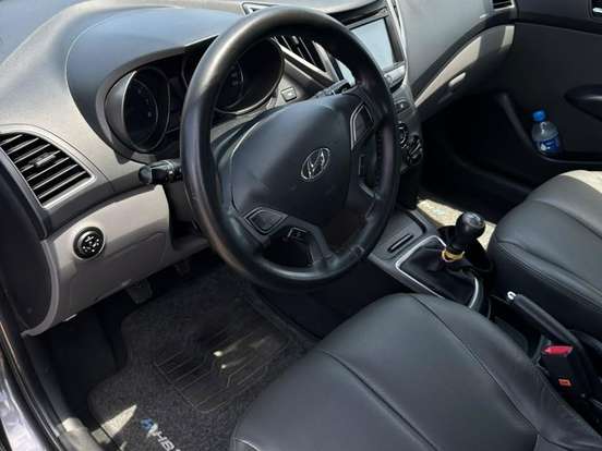 HYUNDAI-HB20S-1.0 COMFORT STYLE 12V FLEX 4P MANUAL HYUNDAI-HB20S-2015