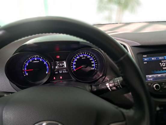 HYUNDAI-HB20S-2016