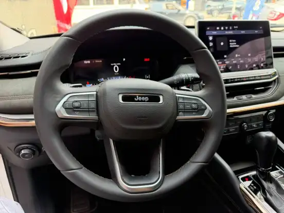 JEEP-COMMANDER-2021