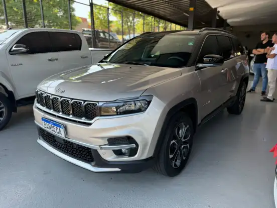 JEEP-COMMANDER-2024