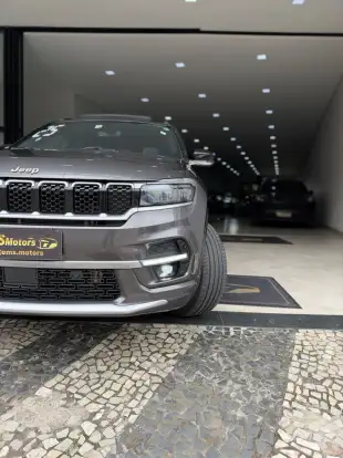 JEEP-COMMANDER-2024
