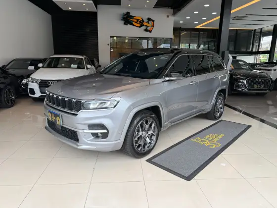 JEEP COMMANDER 1.3 T270 TURBO FLEX OVERLAND AT6