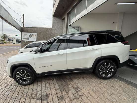 JEEP-COMMANDER-2025