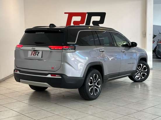JEEP-COMMANDER-2024